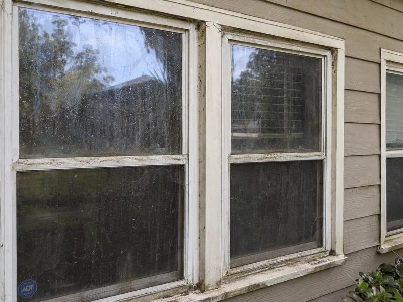 Window cleaning, before cleaning